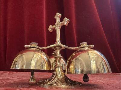 Altar - Bell 3 Bells - Beautiful Sound ! en Bronze / Polished and Varnished, Belgium  19 th century