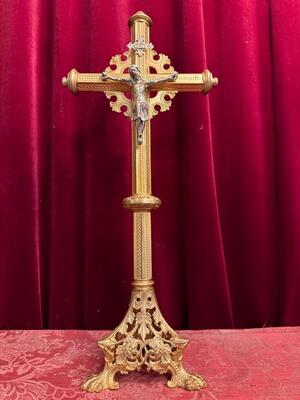 Altar - Cross en Brass / Bronze / Polished and Varnished. Corpus Silver Plated, Belgium  19 th century ( Anno 1885 )