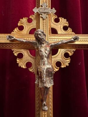 Altar - Cross en Brass / Bronze / Polished and Varnished. Corpus Silver Plated, Belgium  19 th century ( Anno 1885 )