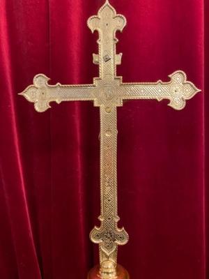 Altar - Cross en Brass / Bronze / Glass /  Polished and Varnished, Belgium 19 th century