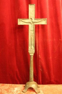 Altar - Cross High Quality Cast From A Hand Made Mold en Solid Full Bronze, Dutch 20th century ( anno 1960 )