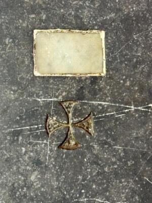 Altar - Stone With Relic en Bleu - Stone, Belgium  19 th century