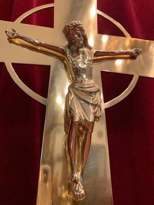 Altar - Cross style ART - DECO en Brass / Bronze / Polished and Varnished, Dutch 20th century (Anno 1930)