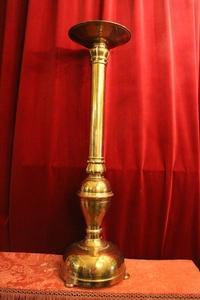 Pascal Candlestick style ART - DECO en Brass / Bronze / Gilt, Dutch 20th century (1930)