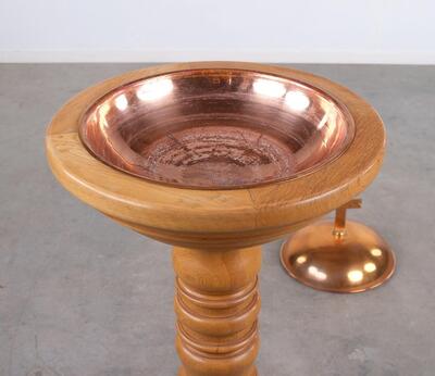 Baptismal Font style Art Nouveau  en Wood Oak / Copper, Belgium  20 th century ( Anno 1960 )