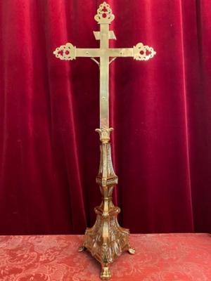 Altar - Cross style Baroque en Brass / Bronze / Polished and Varnished, France 18 th century