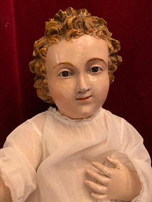 Child Jesus style Baroque en hand-carved wood / Glass Eyes / Dressed, Belgium 19th century ( anno 1850 )