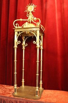 Exposition - Chapel style Baroque en Brass / Bronze / Polished and Varnished, France 19th century