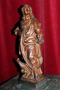 High Quality Statue Of St. John Evangelist style baroque en hand-carved wood, Lime Tree, Belgium 17 th century