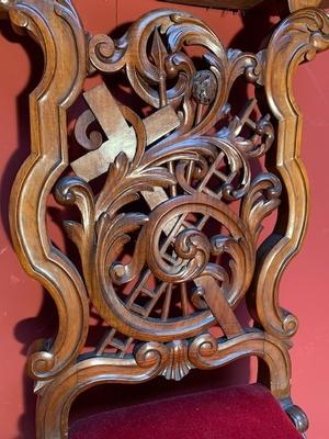 Kneeler style Baroque en Walnut / Red Velvet, Belgium 18th century ( Anno 1850 )