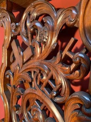 Kneeler style Baroque en Walnut / Red Velvet, Belgium 18th century ( Anno 1850 )