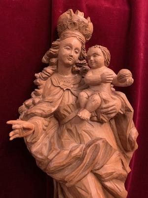 Maddona With Child  style Baroque en hand-carved wood , Southern Germany 20th century