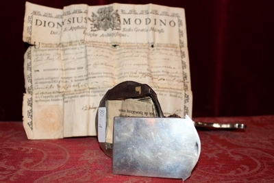 Reliquary Rock Crystal Theca Relic Of The True Cross With Original Document style Baroque en full silver, Southern Germany 18 th century ( about 1730 )