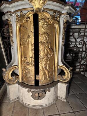 Cillinder Tabernacle style Baroque - Style en Wood, Belgium  18 th century ( Anno 1725 )