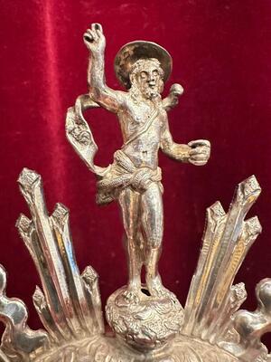 Exceptional Monstrance Museum Piece, Fully Hand - Made In Solid Silver style Baroque - Style en Full - Silver / Glass / Fully Hand - Made Silver Figure of St. John Baptist, Italy  17 / 18th Century