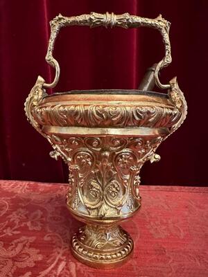 Holy Water Holder Measures Without Handle style Baroque - Style en Bronze / Polished and Varnished, Belgium  19 th century ( Anno 1865 )