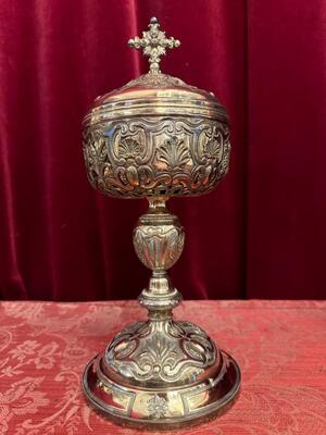 Large Ciborium style Baroque - Style en Full - Silver / Silver Marks Present, France 19 th century ( Anno 1820 )
