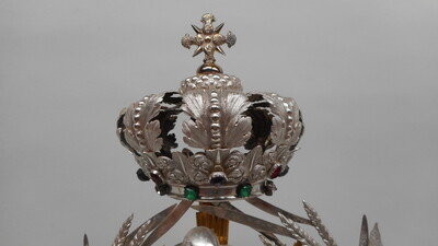 Monstrance.  style Baroque - Style en Full - Silver / Glass / Stones, Belgium 18 th century