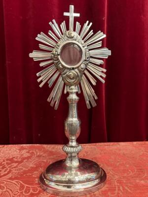 Monstrance. style Baroque - Style en Brass / Bronze / Silver Plated Polished and Varnished, Belgium  19 th century ( Anno 1840 )
