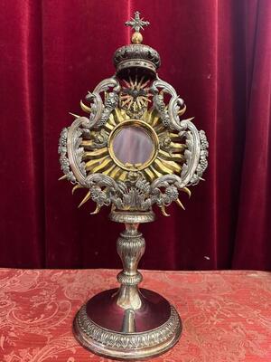 Monstrance  style Baroque - Style en Full - Silver / Silver Marks Present, Belgium  18 th century