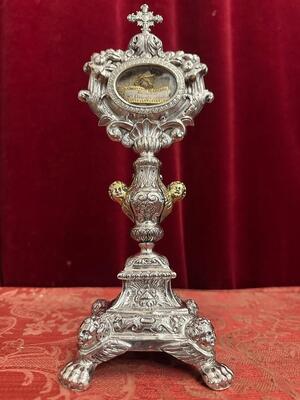 Reliquary  style Baroque - Style en Full - Silver / Polisched & Varnished / Silver Marks Present / Glass , Belgium  18 th century
