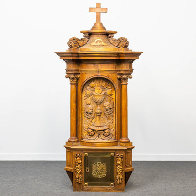 Tabernacle  style BAROQUE-STYLE en Wood Polychrome, Belgium 18 th century