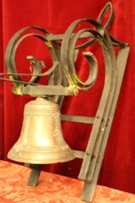 Bronze Bell en Hand forget - iron / Bronze Bell, France 1910