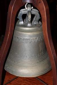 Bronze Church Bell en Bronze, Belgium 19th century