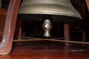 Bronze Church Bell en Bronze, Belgium 19th century