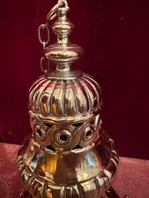 Censer en Brass / Bronze / Polished and Varnished, Belgium  19 th century ( Anno 1865 )