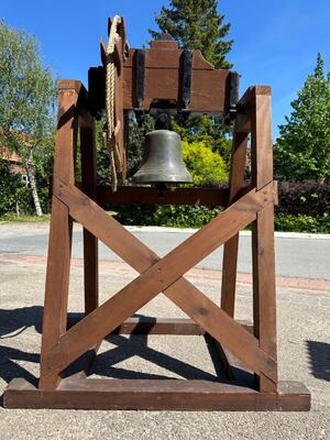 Church Bell In Frame en Wood / Bronze / Hand Forget Iron, Belgium  20 th century ( Anno 1949 )