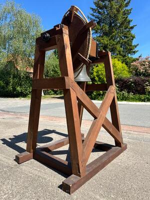 Church Bell In Frame en Wood / Bronze / Hand Forget Iron, Belgium  20 th century ( Anno 1949 )