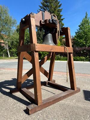 Church Bell In Frame en Wood / Bronze / Hand Forget Iron, Belgium  20 th century ( Anno 1949 )