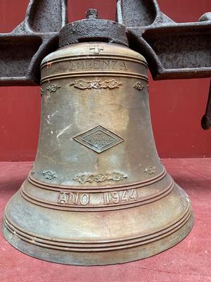 Church Bell Weight 115 Kgs en Bronze / Cast Iron , Italy  20 th century
