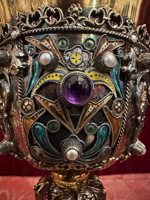 Exceptional Chalice ! style Classical en SILVER GILT , ENAMEL , FLORAL DECORATION , AMETHYST CABOCHONS , PEARLS, Hungary 19 th century