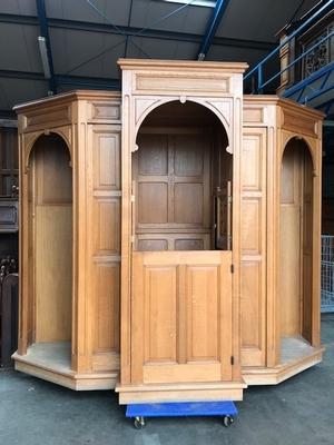 Confessional en Oak wood, Belgium 20th century