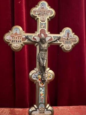 Cross With Corpus Christi Inlay With Micro Mozaiek en Brass / Silver Plated / micro mozaiek, Rome - Italy 19 th century