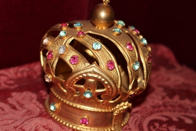 Crown en Brass / Gilt / Gem Stones, Belgium 19th century ( anno 1870 )