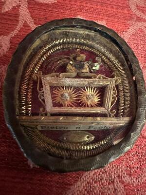 Exceptional Reliquary Relics Of The True Cross St. Peter & St. Paul  en Bronze / Polished and Varnished / Stones / Glass,