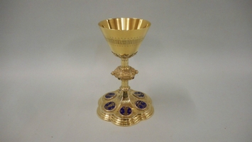 Full Silver / Gilt Chalice Gothic-Style / Enamel Medallions / Engraving / Signed By Bourdon At Gand – Belgium / 1893 en Full - Bronze - Gilt, Belgium 19th century