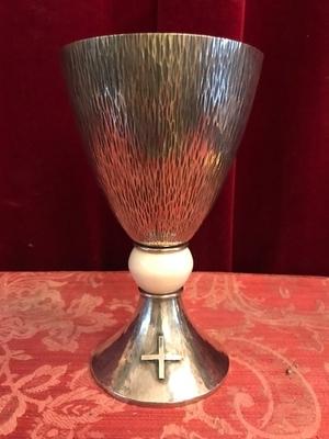 Full Silver Hand - Hammered Chalice  en full silver , Dutch 20th century