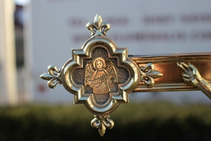 Altar - Cross style gothic en Brass / Bronze, Belgium 19th century