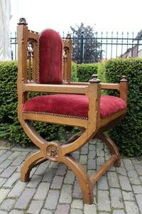 Chair. Completely & Professionally Refit According To The Traditional Methods And With Original Materials. style Gothic en Oak wood / Red Velvet, Belgium 19th century