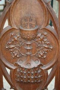 Communion - Kneeler style gothic en wood , Belgium 19th century