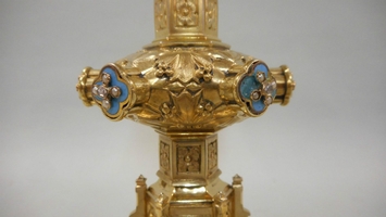1 Gothic Exceptional And High Quality Full Silver / Gilt Gothic-Style Chalice / Enamel Medallions And Applications / Engravings / Silver Imaginations / Various Precious Stones