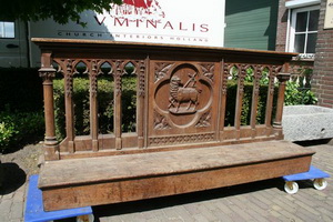 Handcarved Communion Rail style Gothic en Full Oak, Dutch 19th century