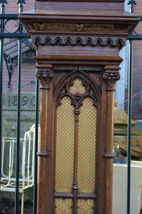 Pedestal style Gothic en WOOD OAK, Belgium 19th century