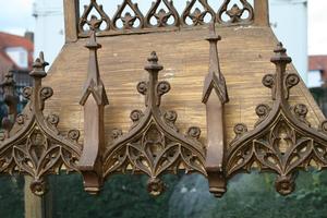 Relic Houses style gothic en wood polychrome, France 19th century