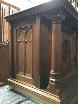 Altar style Gothic - style en Oak wood, Belgium 19th century