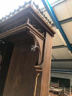 Altar style Gothic - style en Oak wood, Belgium 19th century ( anno 1875 )